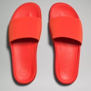 Lululemon Restfeel Slide-Size 7 brand new with box